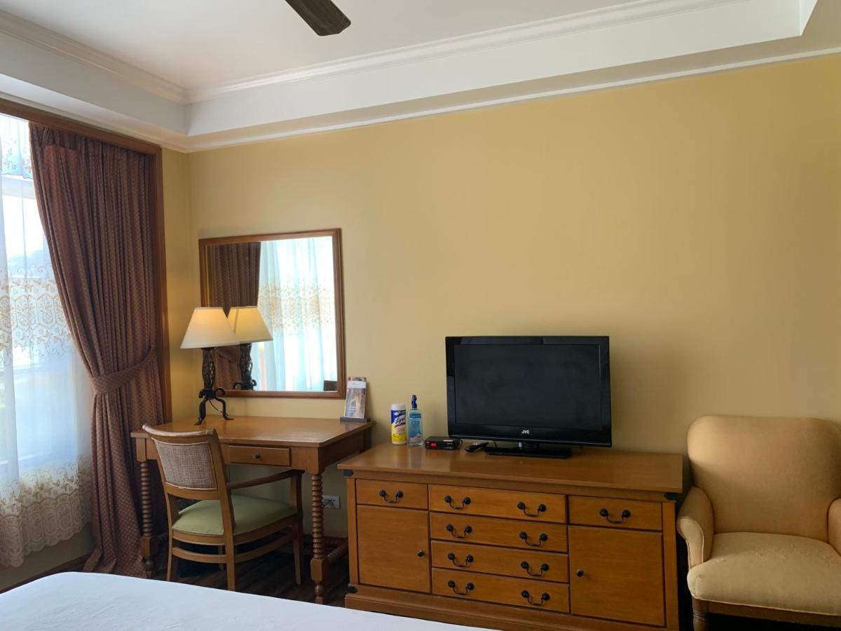 The Manor Hotel Baguio Private Unit Superior Room With A Great View Baguio City Exterior foto